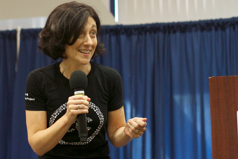Robin DeRosa